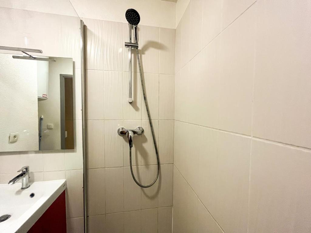 Suite Cobalt Villeurbanne Kültér fotó